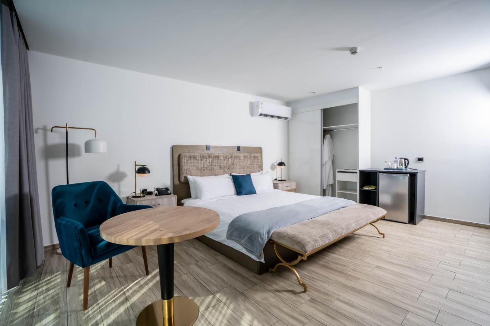 Hotel Puerto Pacifico Guayaquil Airport 외부 사진
